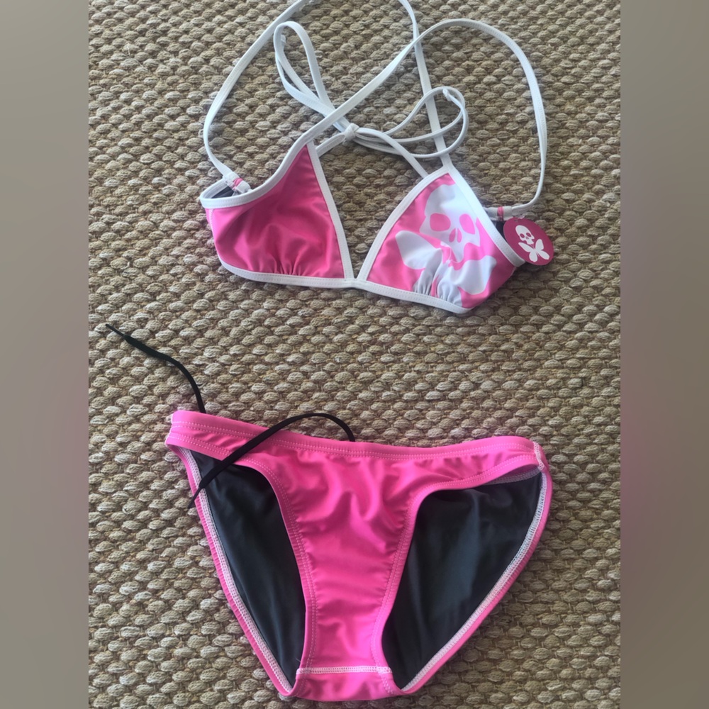 Bettydesigns Pink and Black Bikini Set
